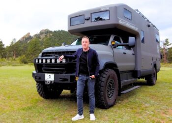 I Spend 48hrs In A Million Dollar Motor Home! – This Is INSANE!