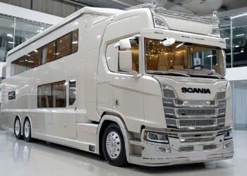 2026 Scania Double Decker 6×6 Motorhome – The $5M Moving Palace on Wheels!
