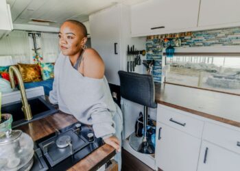 I Started Over Living in a Van at 33… and I’m Not Going Back