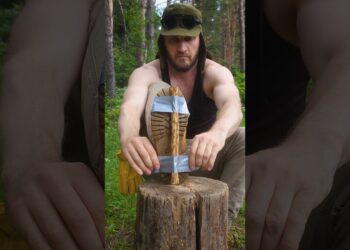 SUPER idea with duct tape and a bag for survival #bushcraft #camping #outdoors