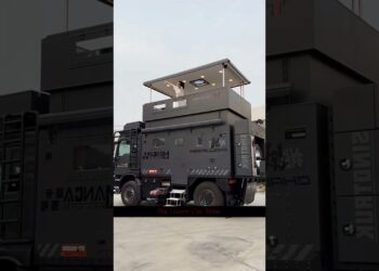 China’s Heavy Truck Turned Into a Luxury RV! 🚛➡️🏡 | The Luxury Car Show