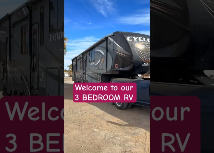 RV WITH 3 BEDROOMS 🤯 #rv #home #family #rvtour #camper #luxury